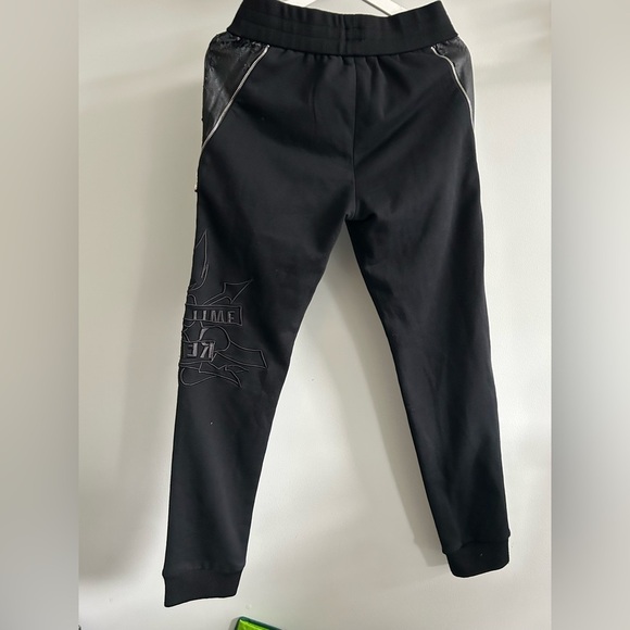 π₯π₯π₯Black Tapered Sweatpants with Elastic Waistband with good condition πππππ - Picture 3 of 11
